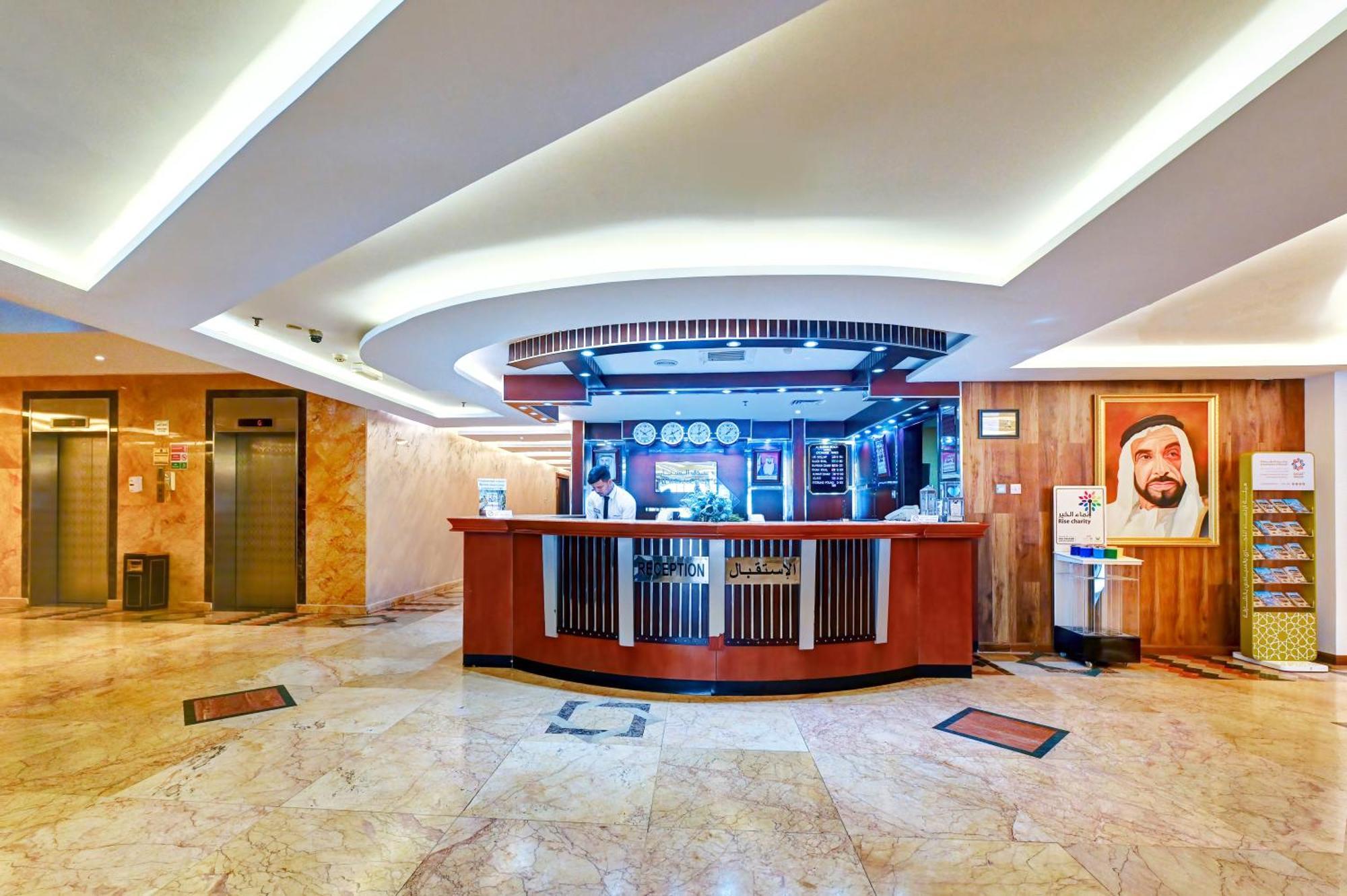 阿尔布斯坦酒店 沙迦 外观 照片